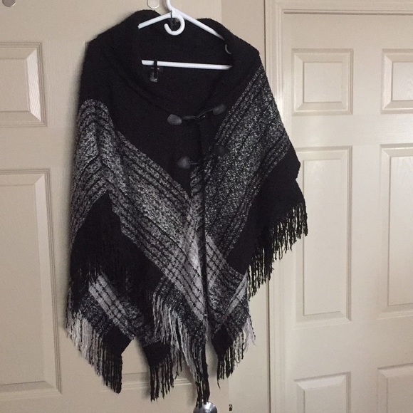 Plaid Pancho One Size - Picture 1 of 5